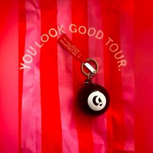 GLOSSIER ISO ITEM!!!!